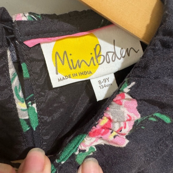 Mini Boden Ruffle collar dress - Picture 5 of 11